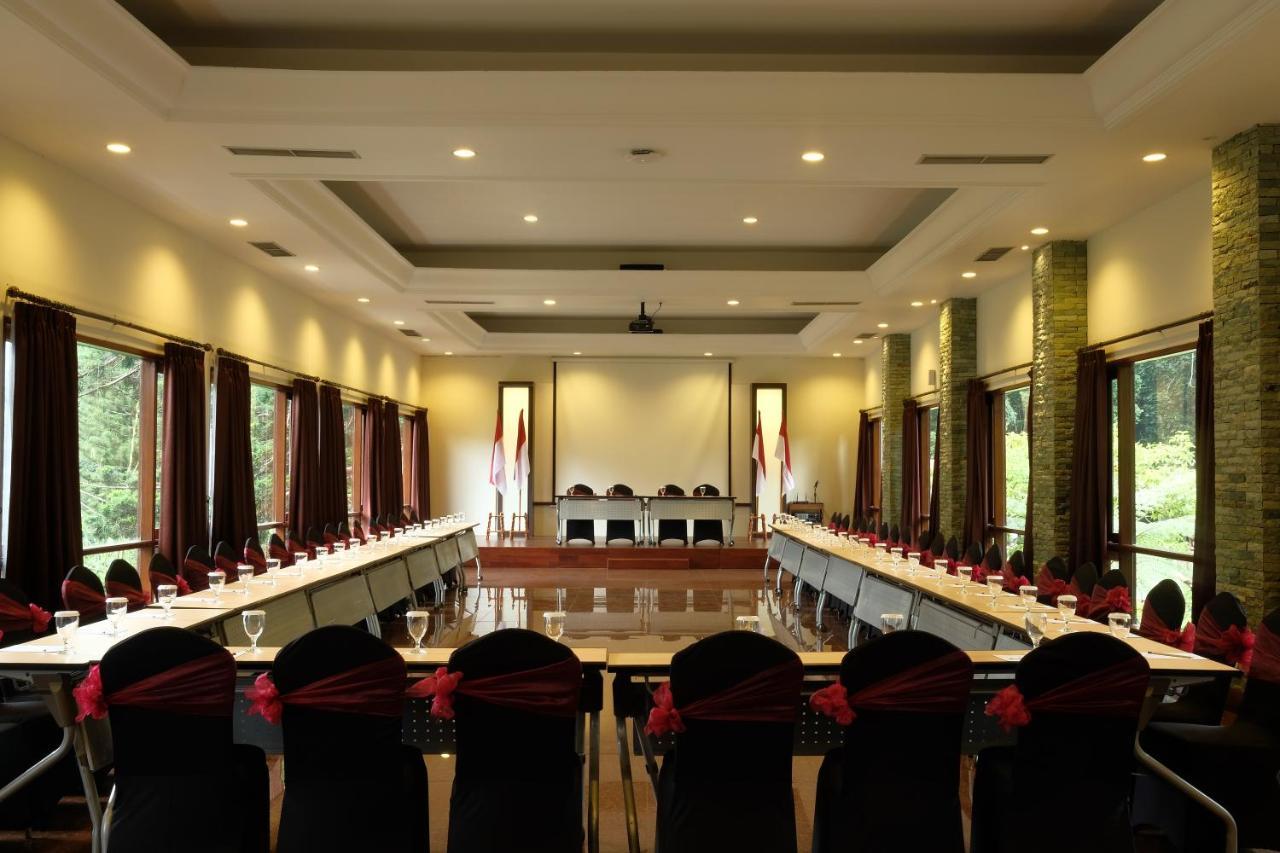 The Grand Hill Resort-Hotel Puncak Luaran gambar
