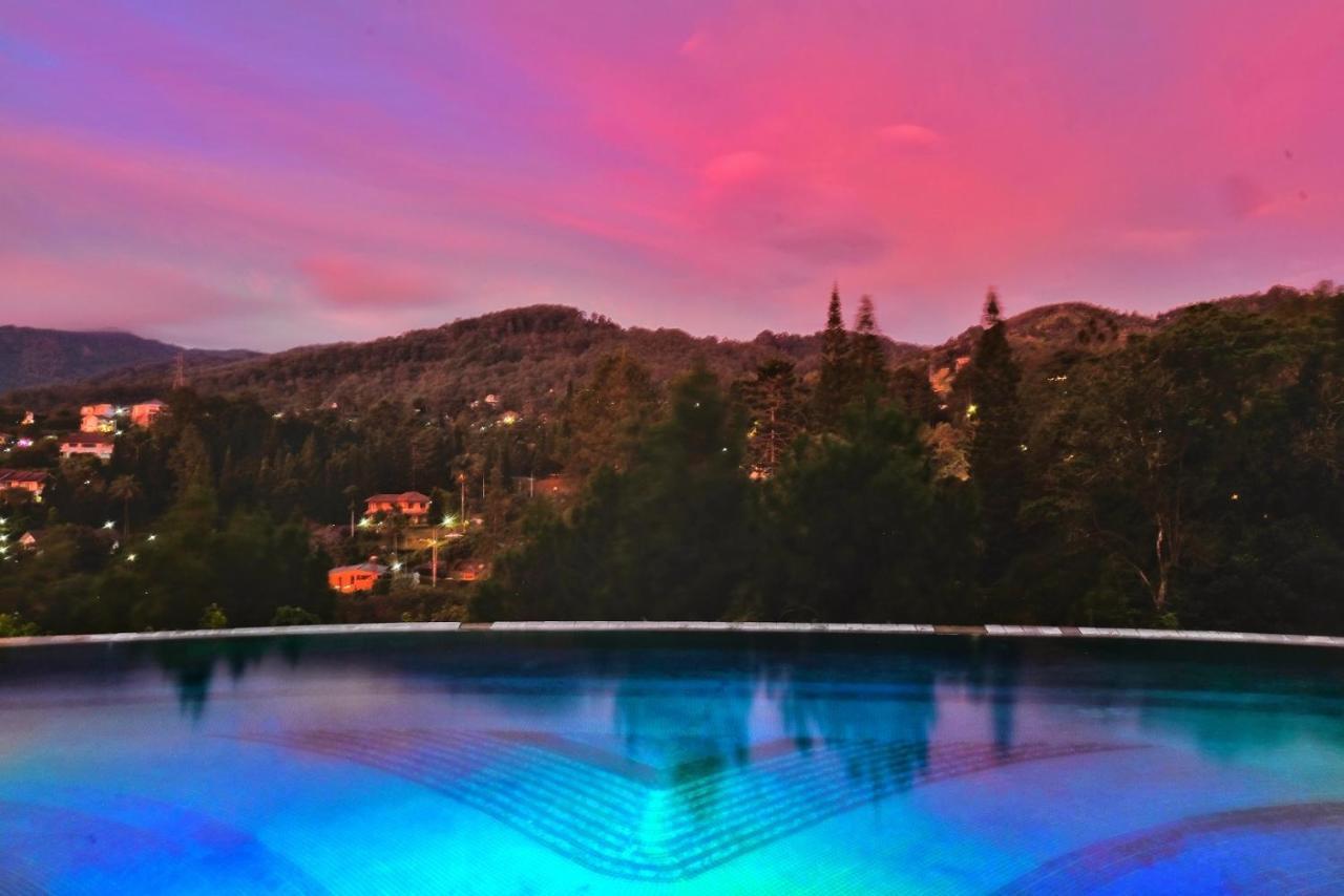 The Grand Hill Resort-Hotel Puncak Luaran gambar